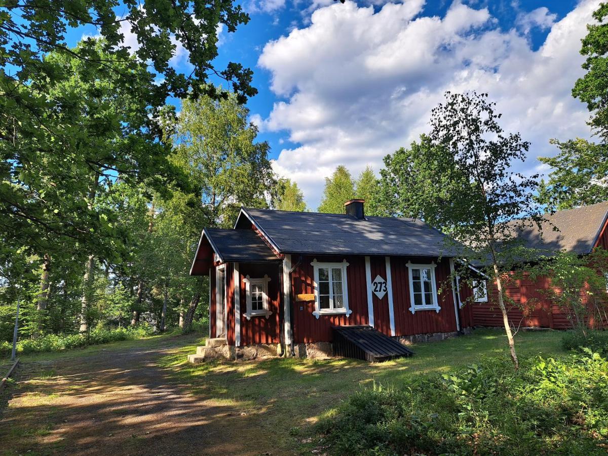 Haestveda Vandrarhem Och Stugor Exterior foto